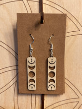 Load image into Gallery viewer, Geometric earrings
